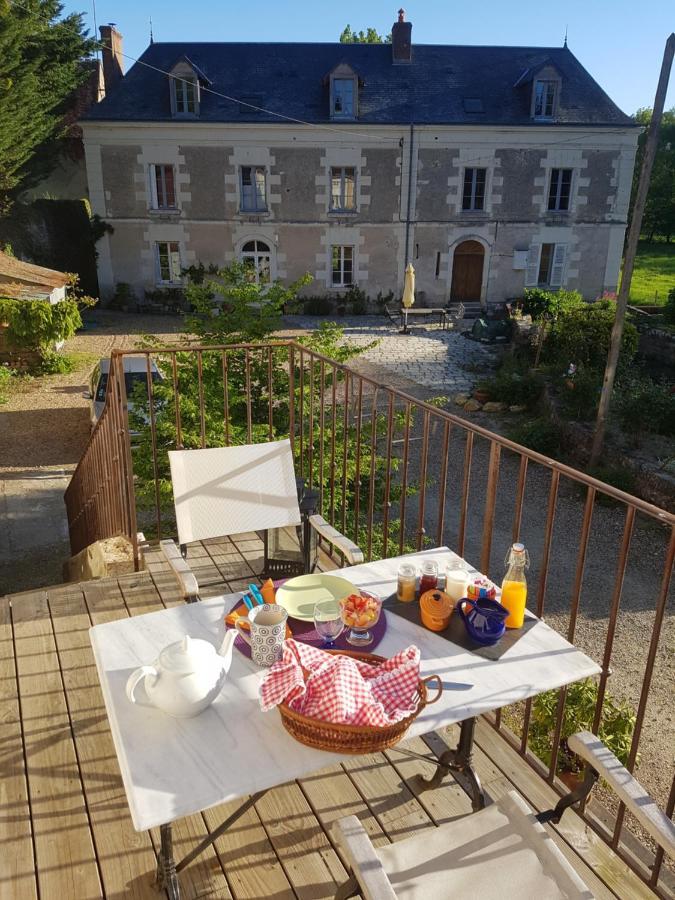 Le Moulin Du Bourg Hotell Epeigne-les-Bois Exteriör bild